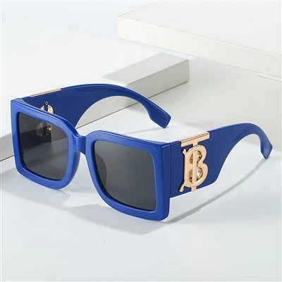 2024 Classic Fashion Oversized Sunglasses